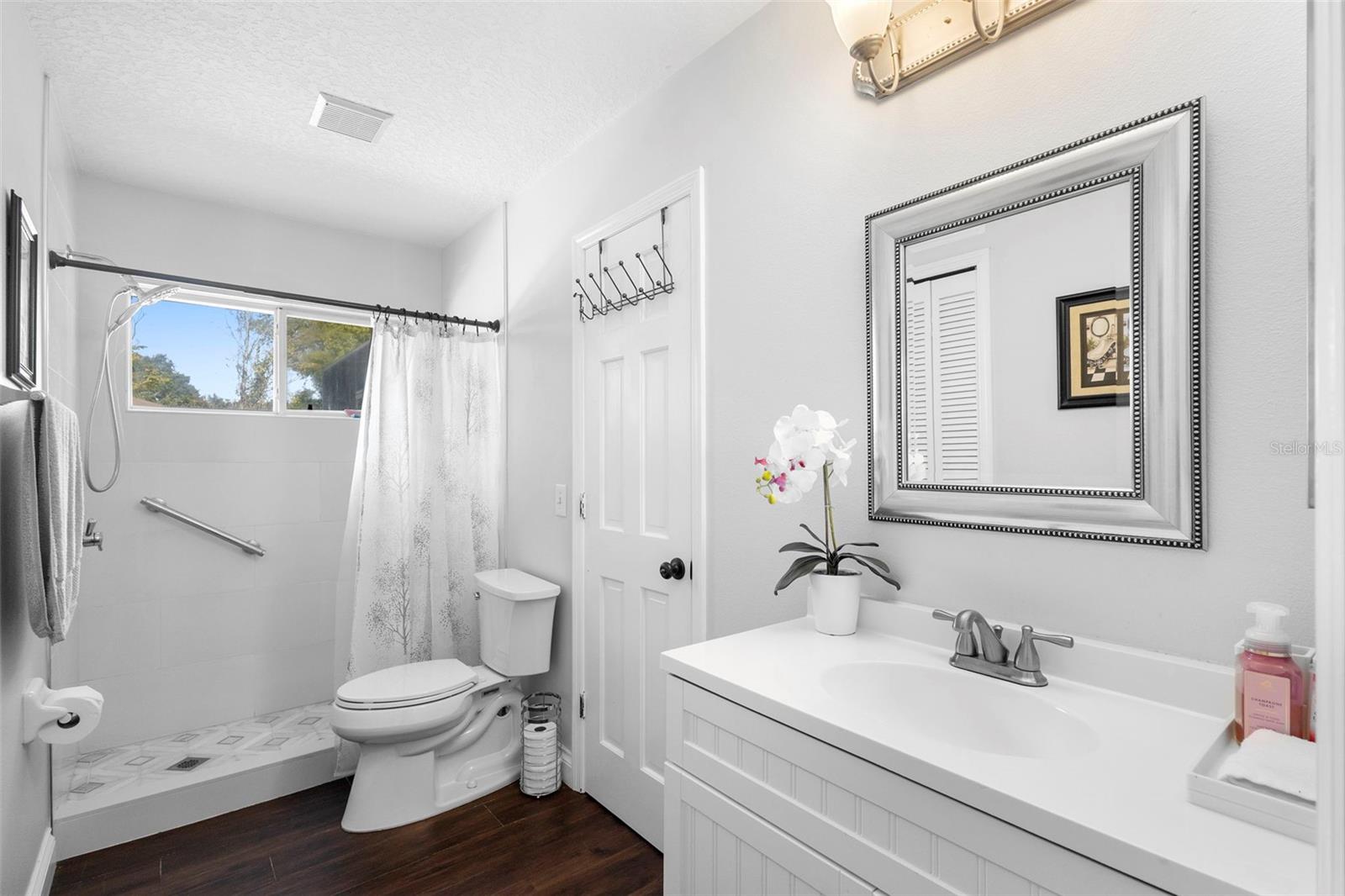 Image 24 of 35 For 1476 Steeplechase Lane