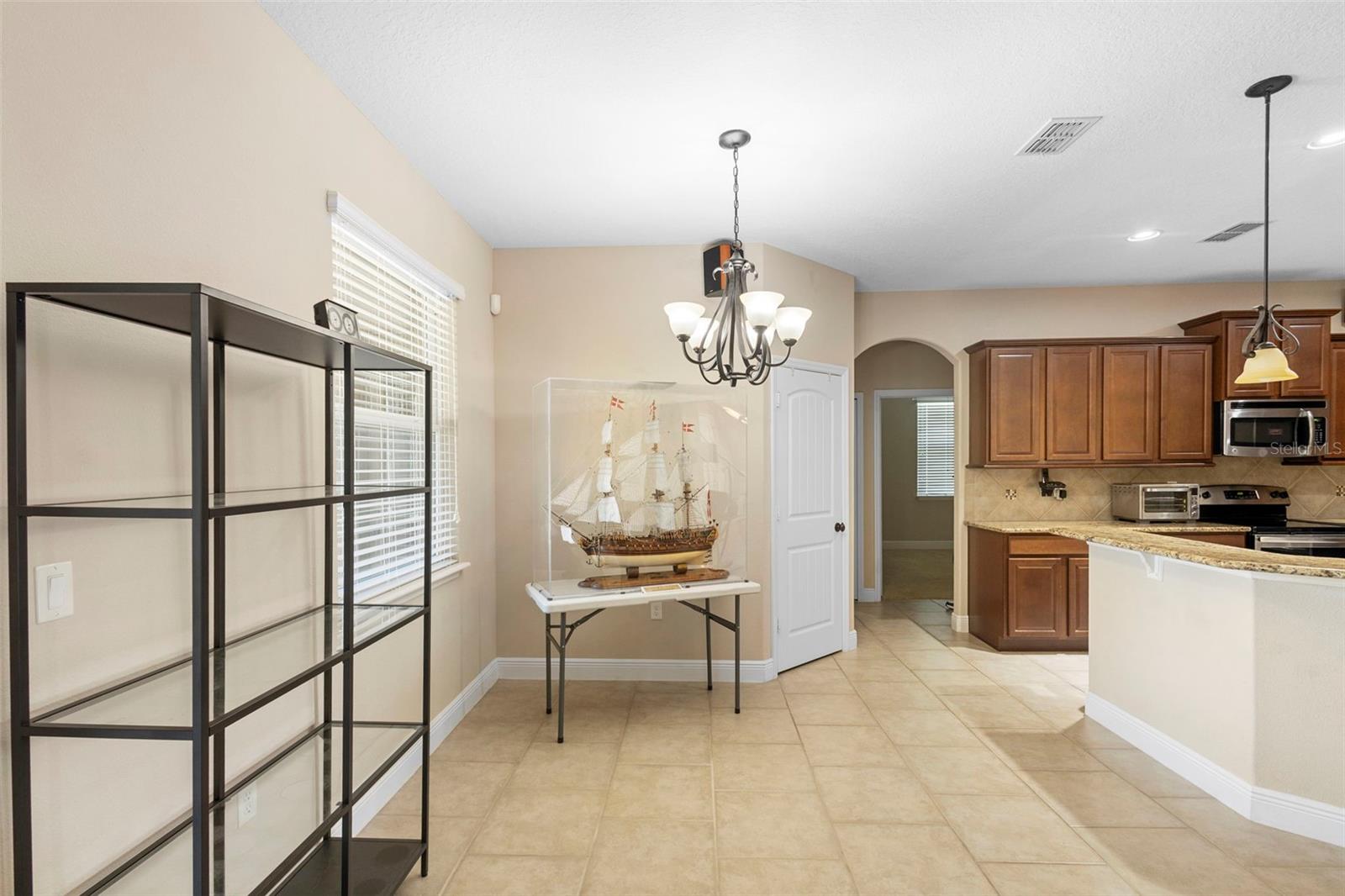 Image 39 of 49 For 1451 Daystar Lane