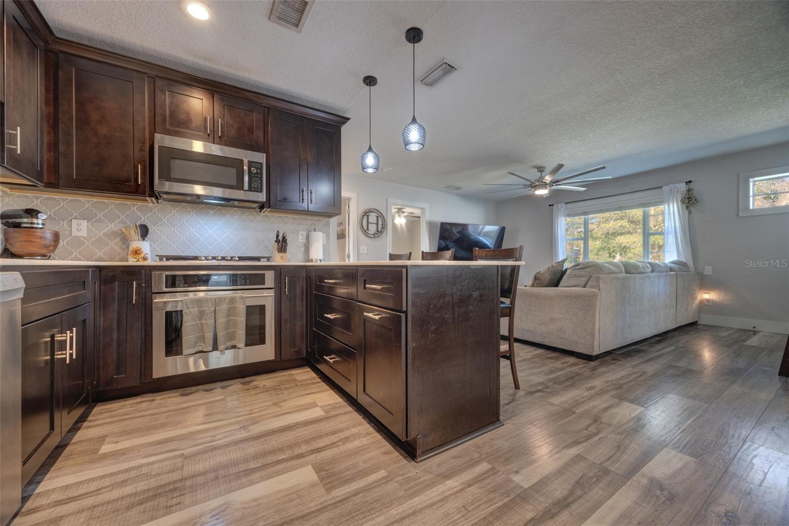 Image 12 of 36 For 1108 Winnemissett Avenue