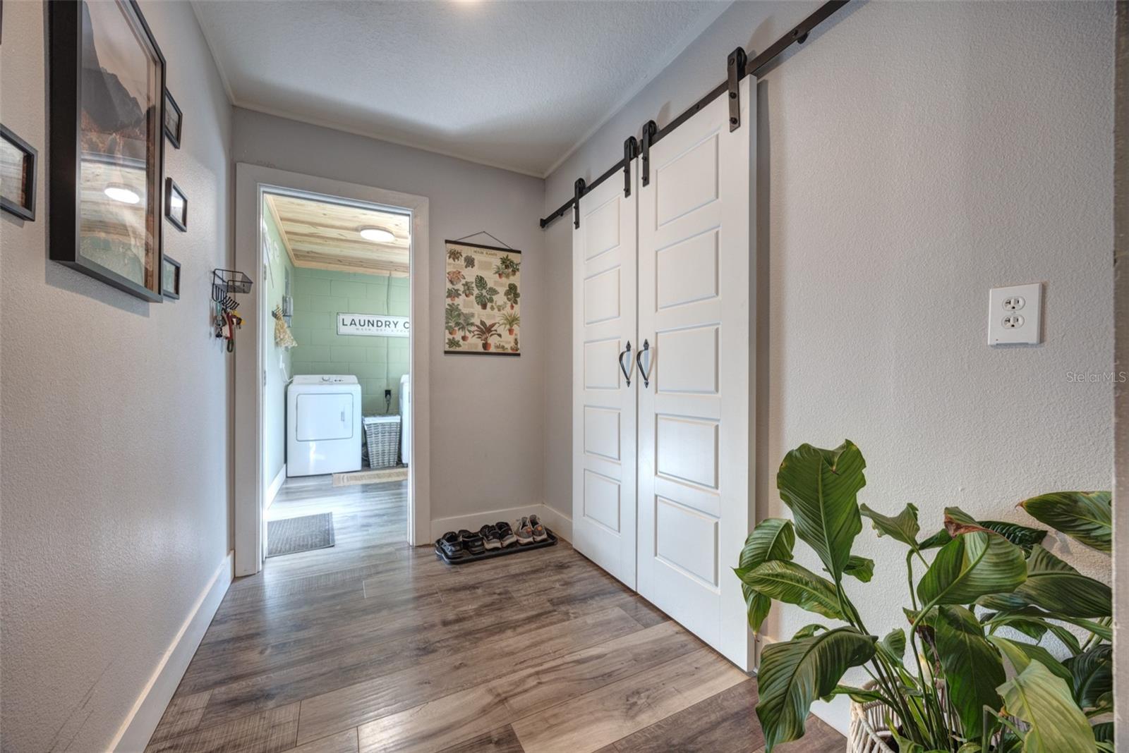 Image 22 of 36 For 1108 Winnemissett Avenue