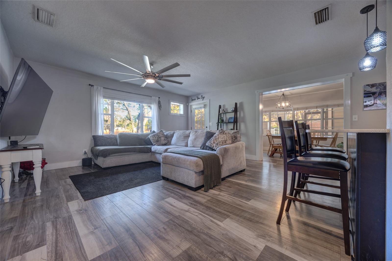 Image 6 of 36 For 1108 Winnemissett Avenue