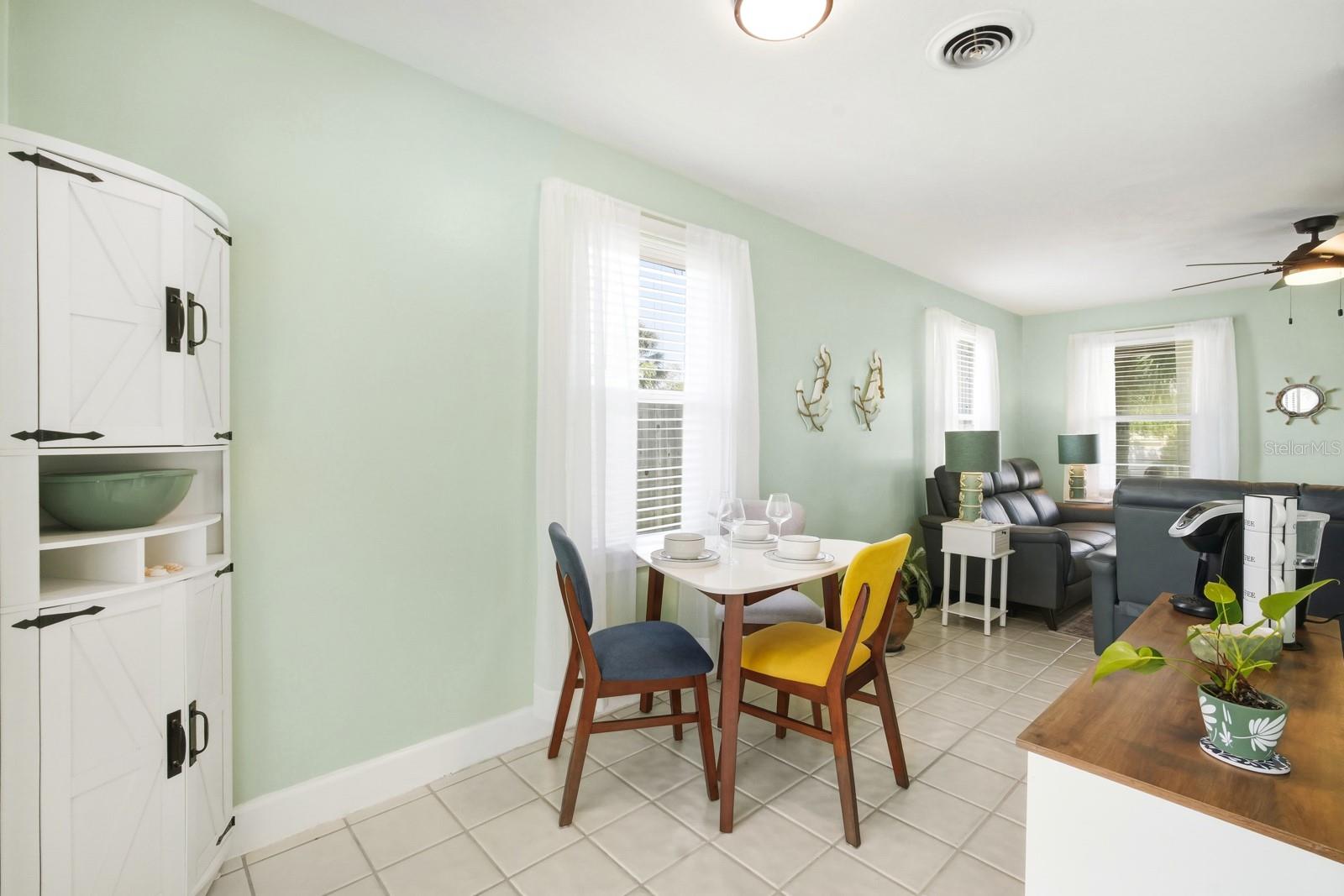 Image 11 of 44 For 322 Euclid Avenue