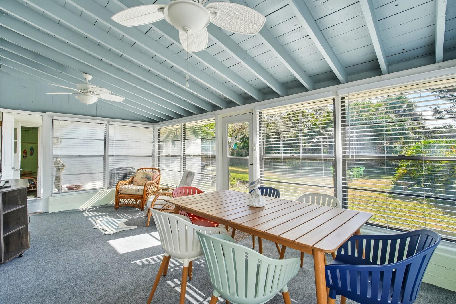 Image 17 of 44 For 322 Euclid Avenue