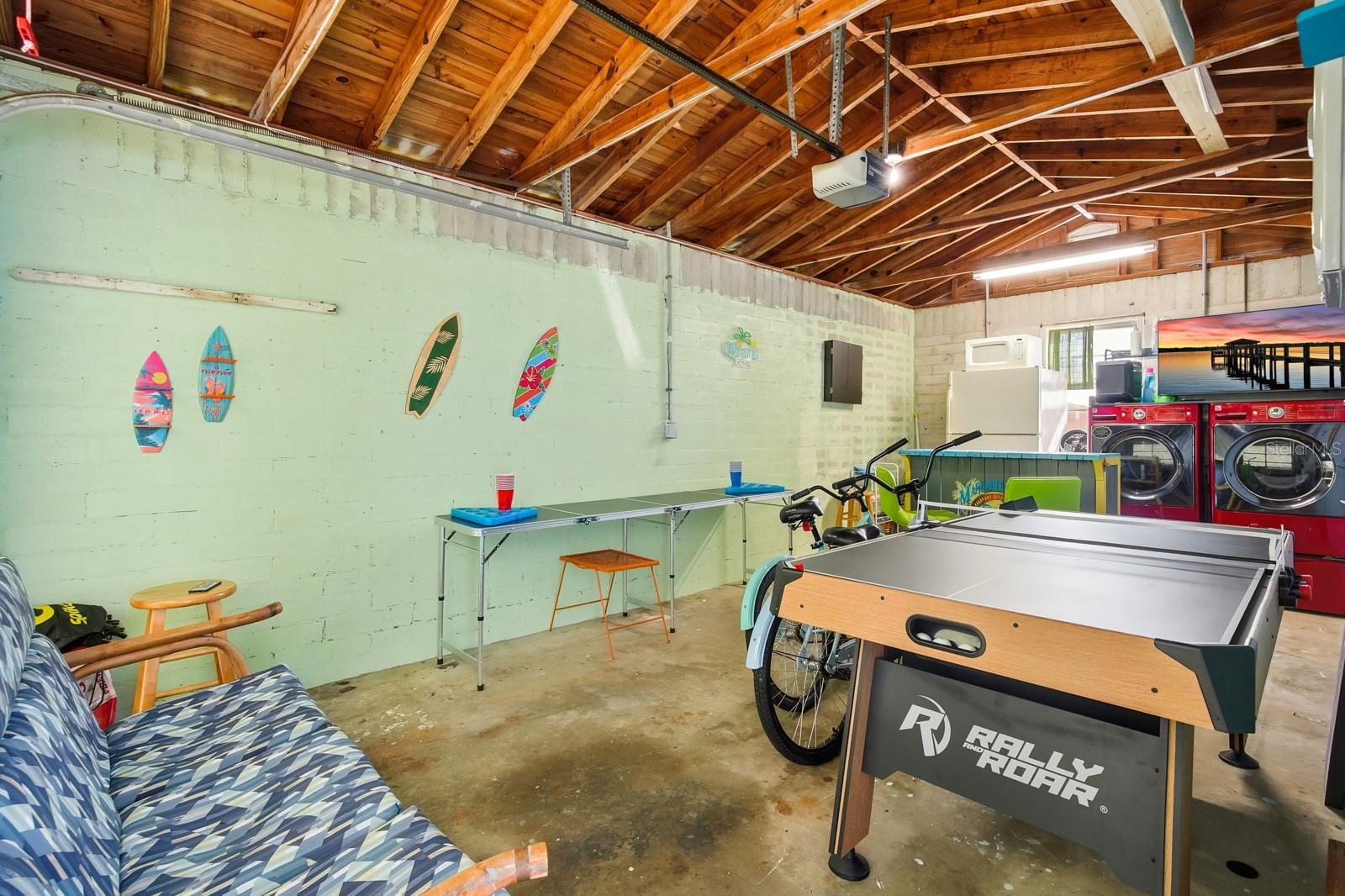 Image 21 of 44 For 322 Euclid Avenue