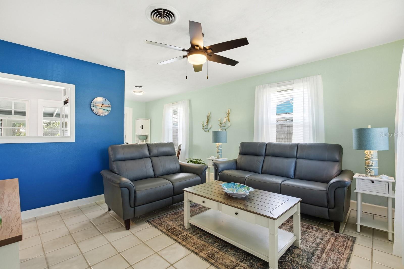 Image 3 of 44 For 322 Euclid Avenue