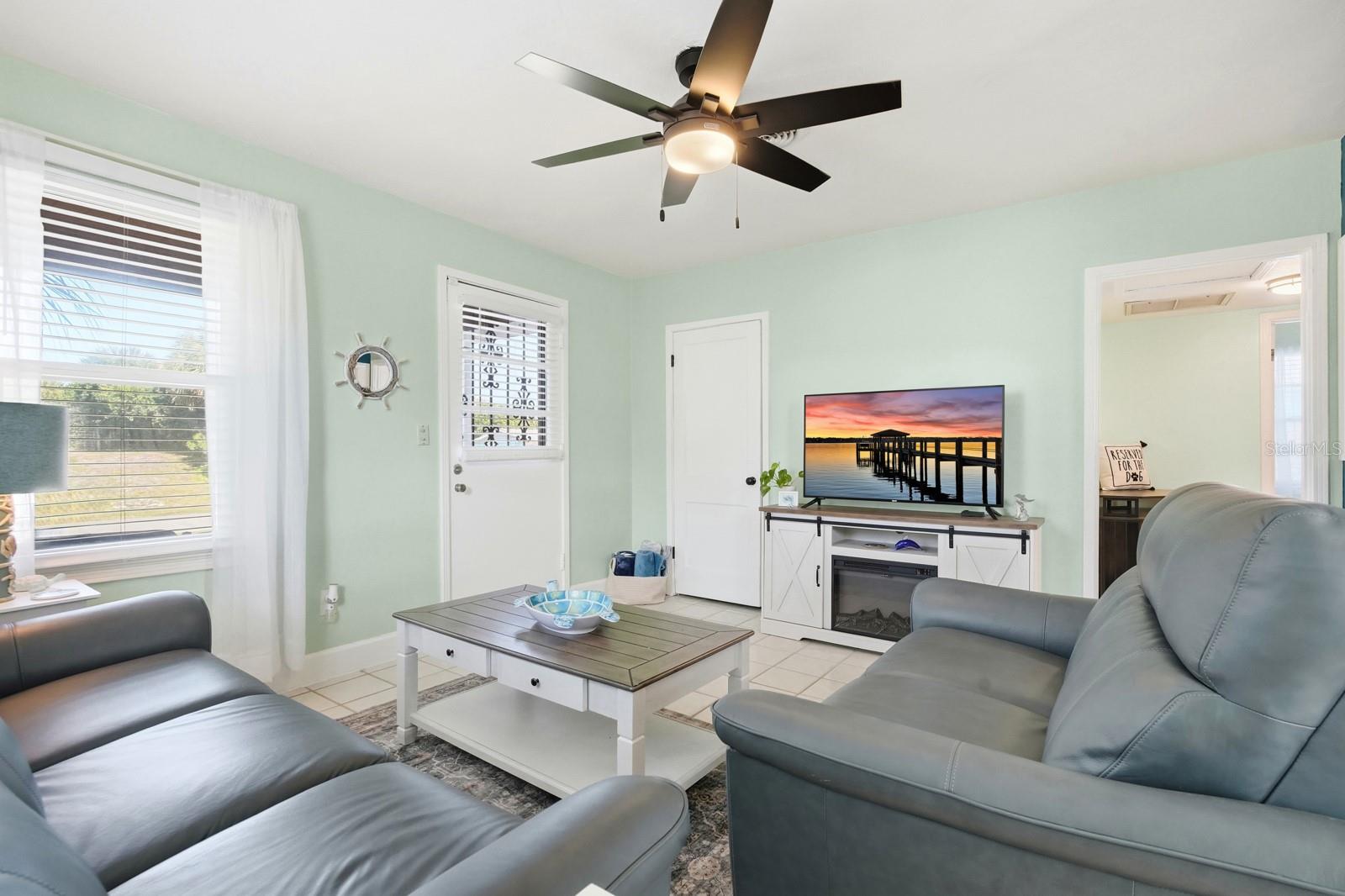 Image 5 of 44 For 322 Euclid Avenue