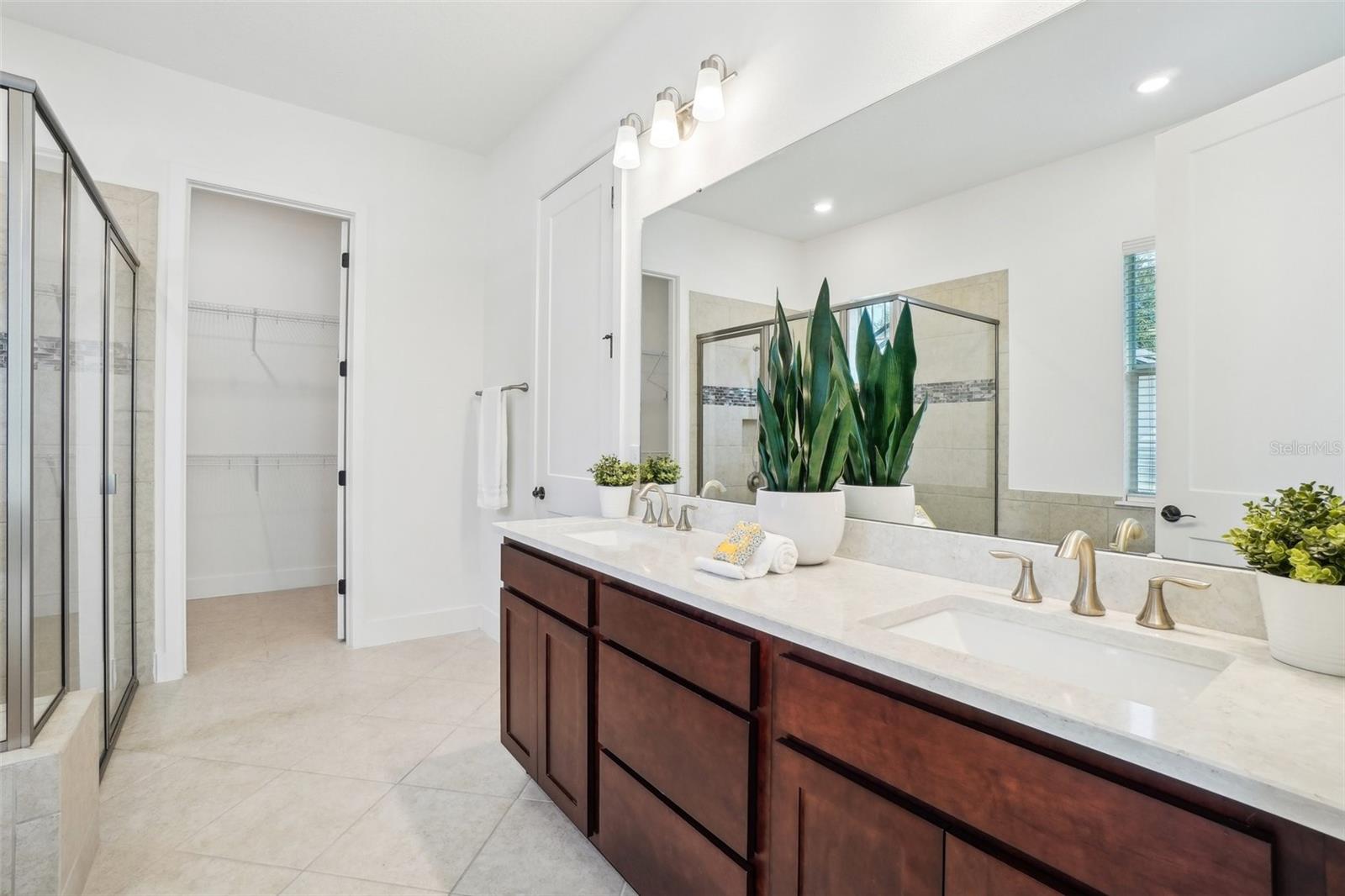 Image 22 of 30 For 475 Main Street