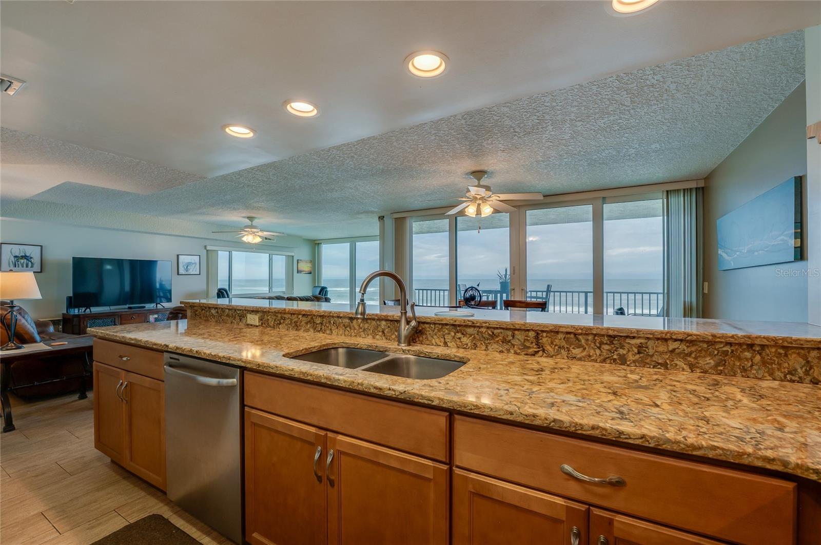 Image 17 of 43 For 6727 Turtlemound Road 315