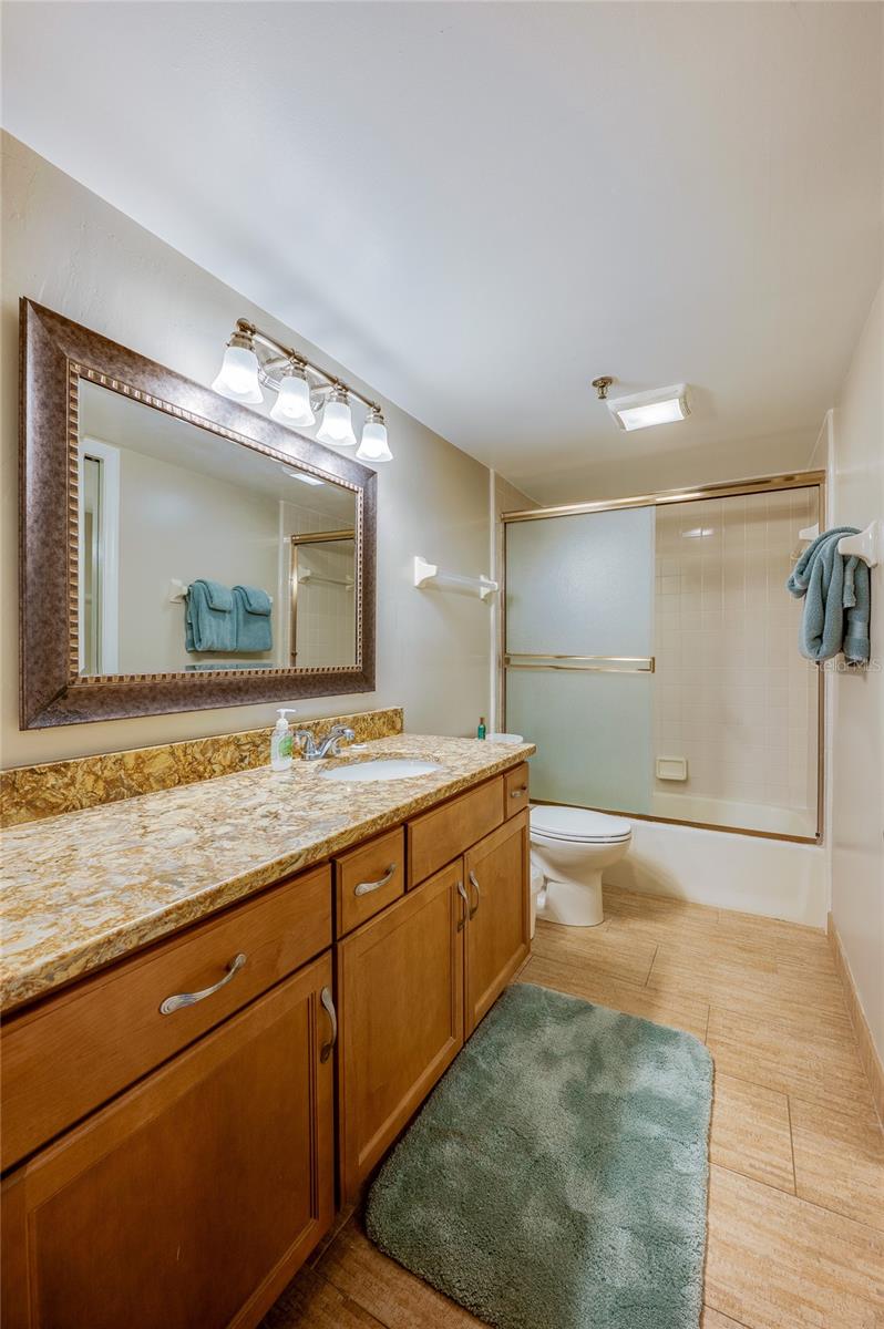 Image 30 of 43 For 6727 Turtlemound Road 315