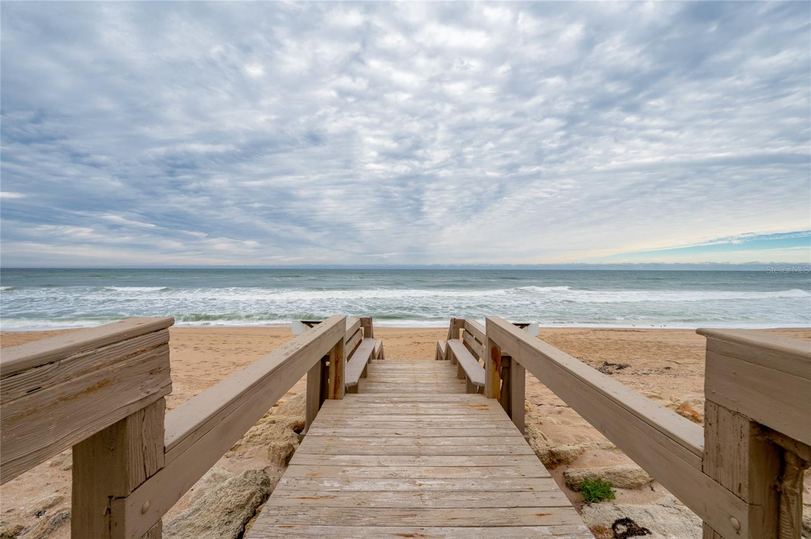 Image 35 of 43 For 6727 Turtlemound Road 315