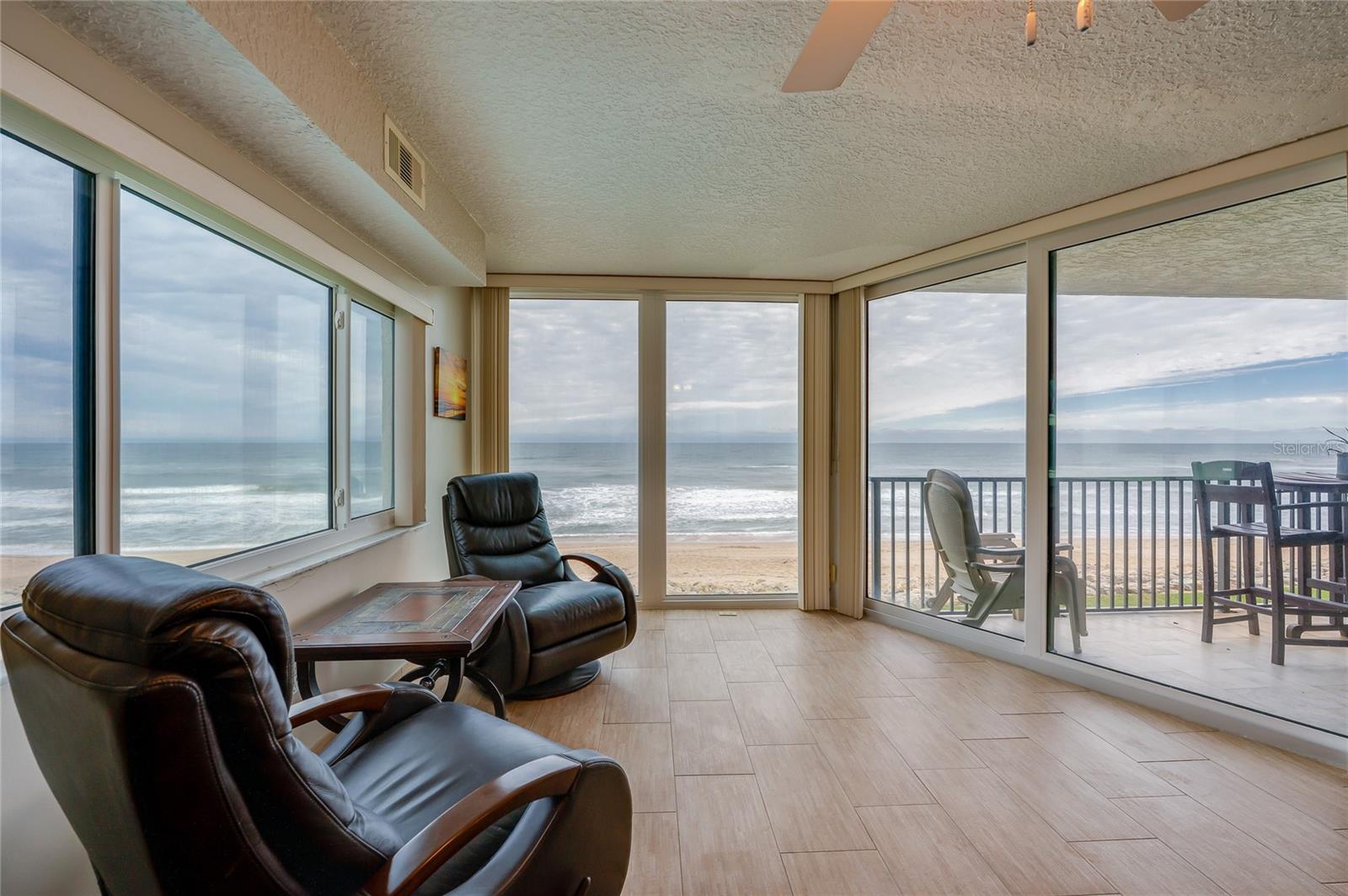 Image 9 of 43 For 6727 Turtlemound Road 315