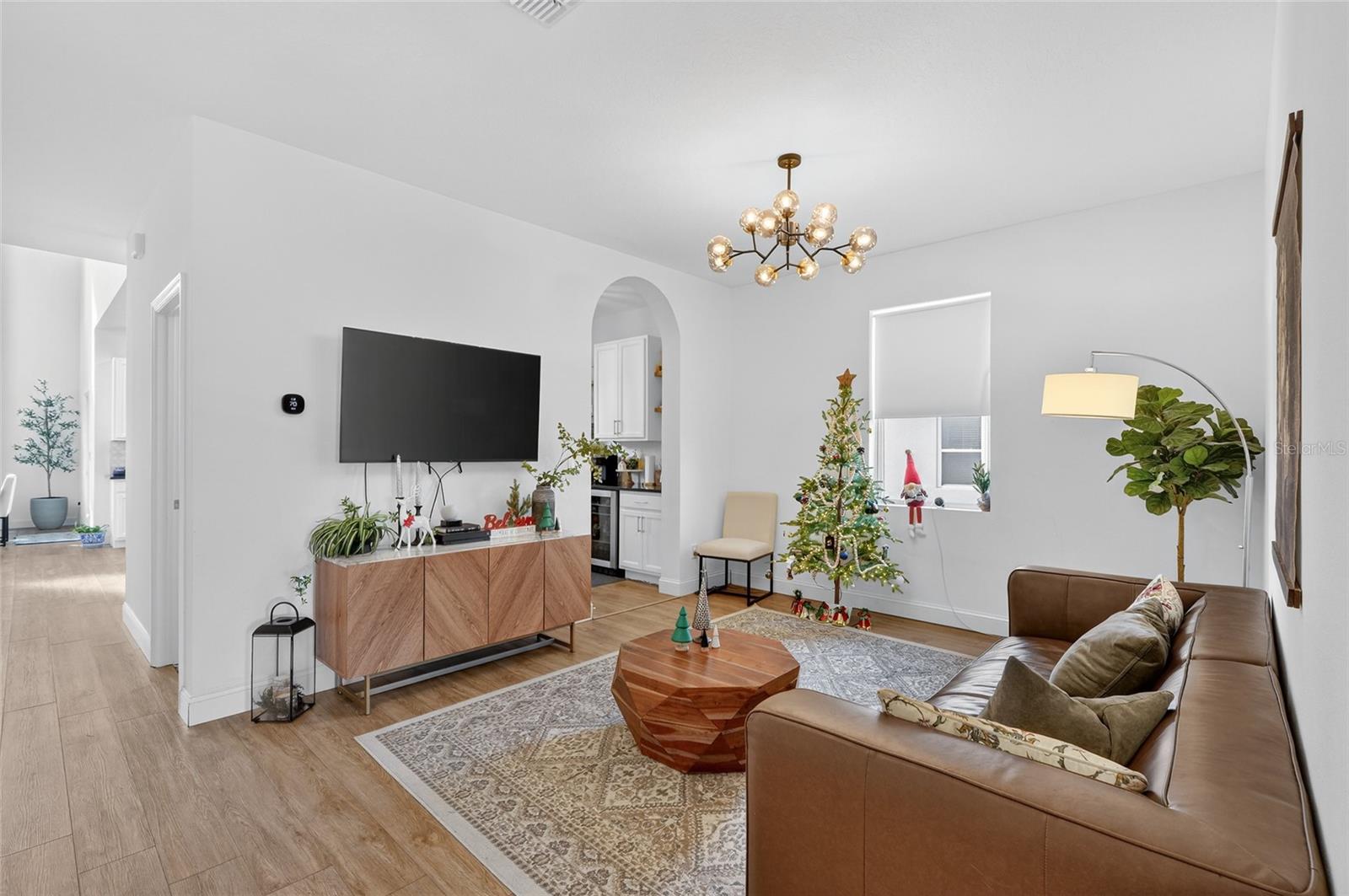 Image 9 of 61 For 1611 Meadowlark Drive