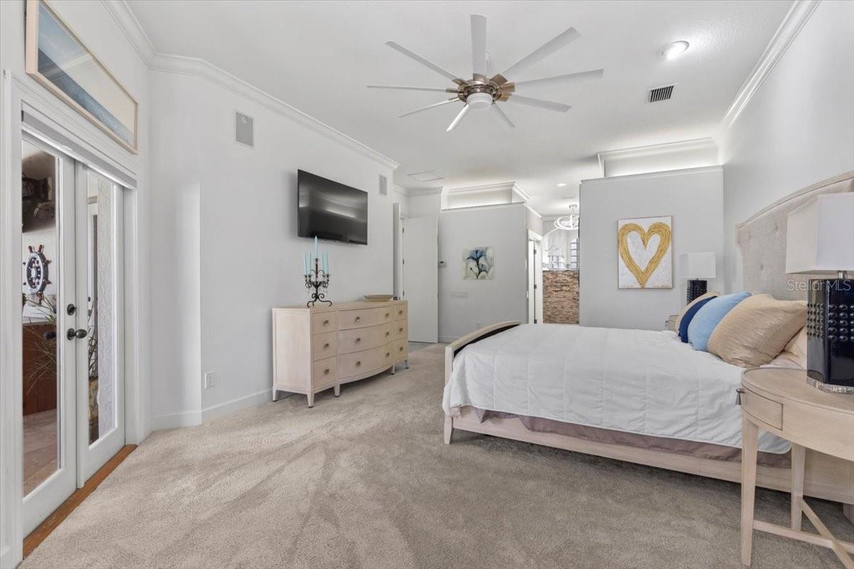 Image 15 of 83 For 37 Lionspaw Grand