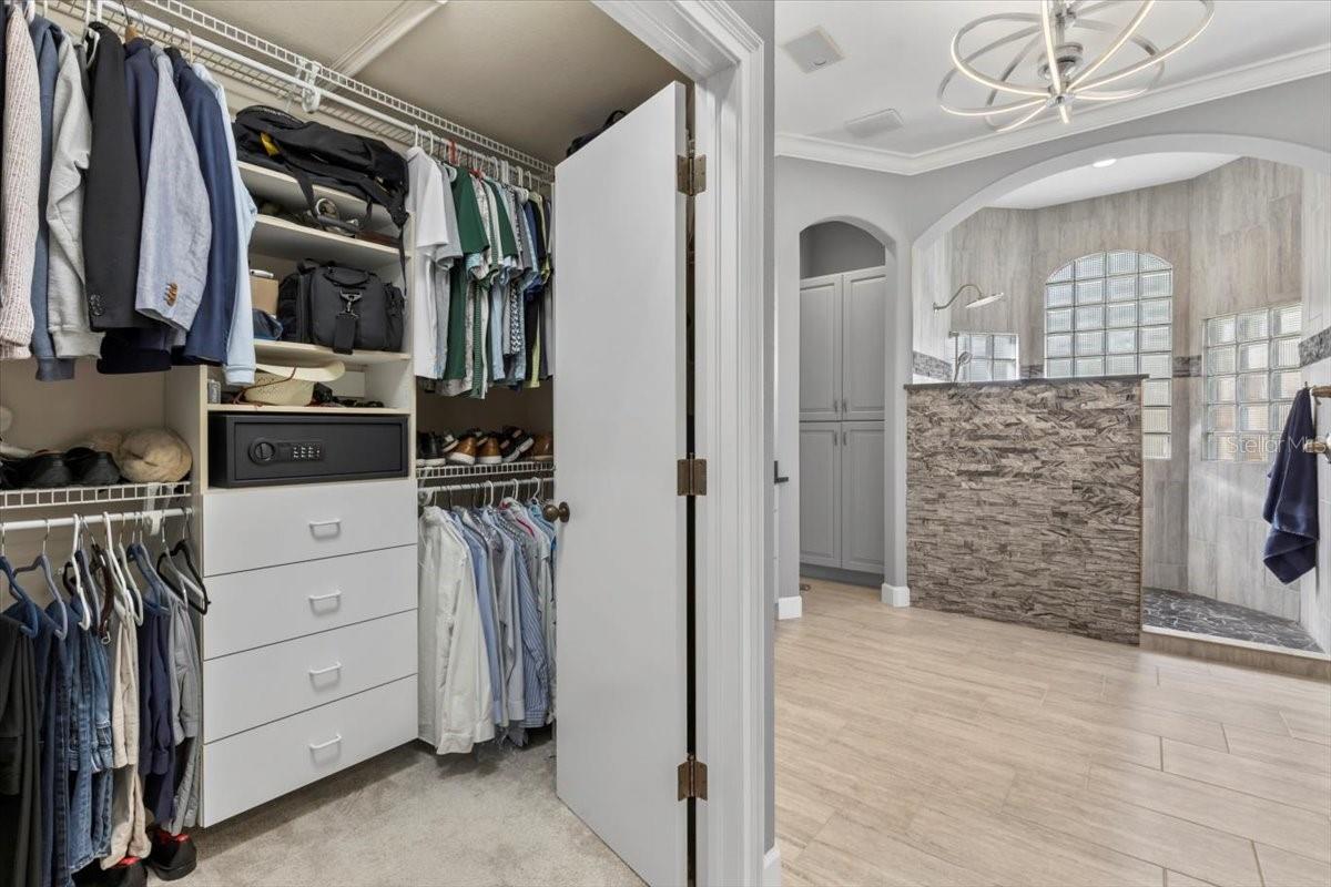 Image 16 of 83 For 37 Lionspaw Grand