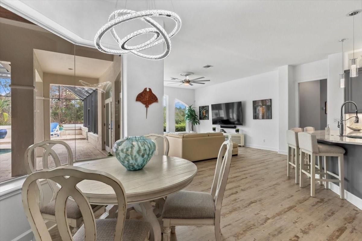 Image 25 of 83 For 37 Lionspaw Grand