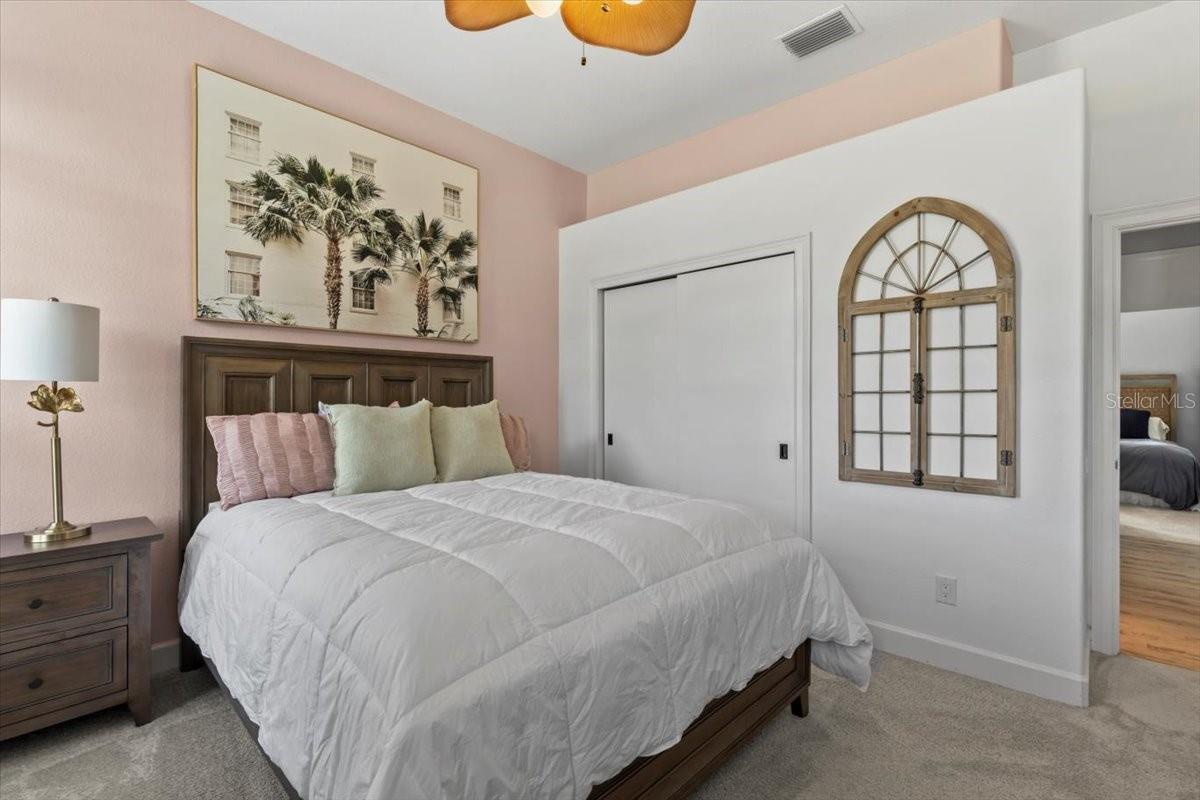 Image 39 of 83 For 37 Lionspaw Grand