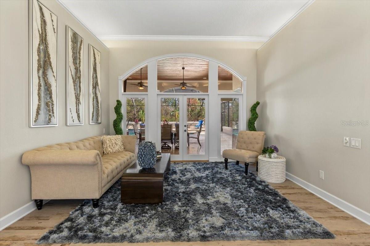 Image 7 of 83 For 37 Lionspaw Grand