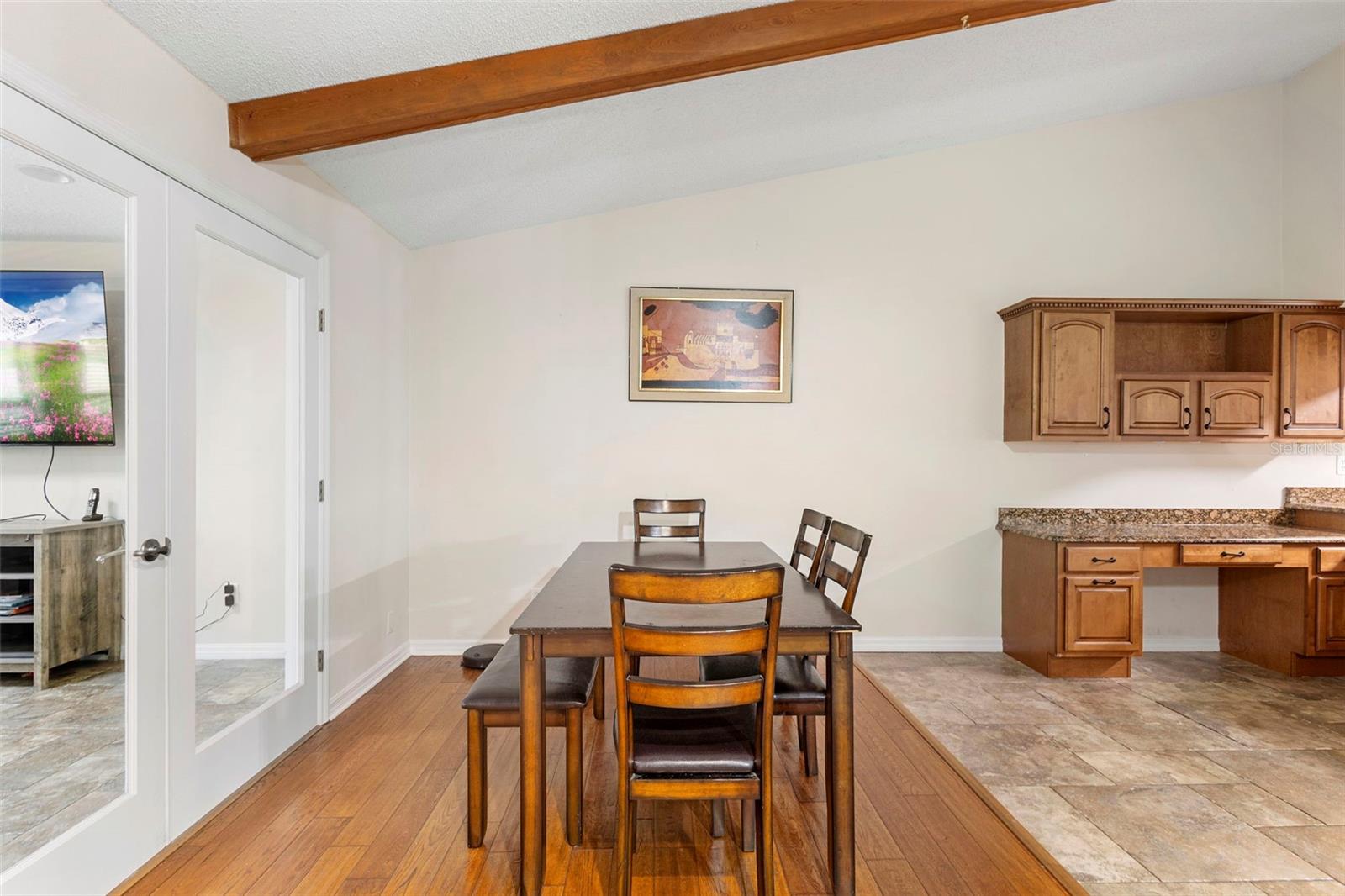 Image 18 of 39 For 317 Oak Fern Circle