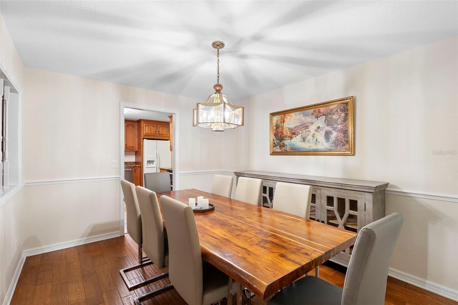 Image 21 of 39 For 317 Oak Fern Circle