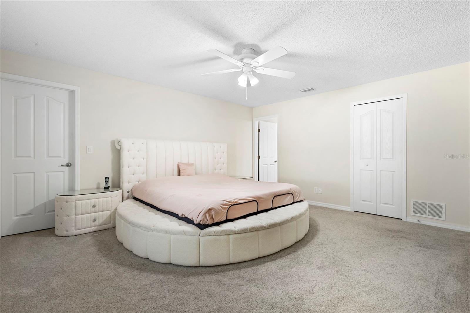 Image 24 of 39 For 317 Oak Fern Circle