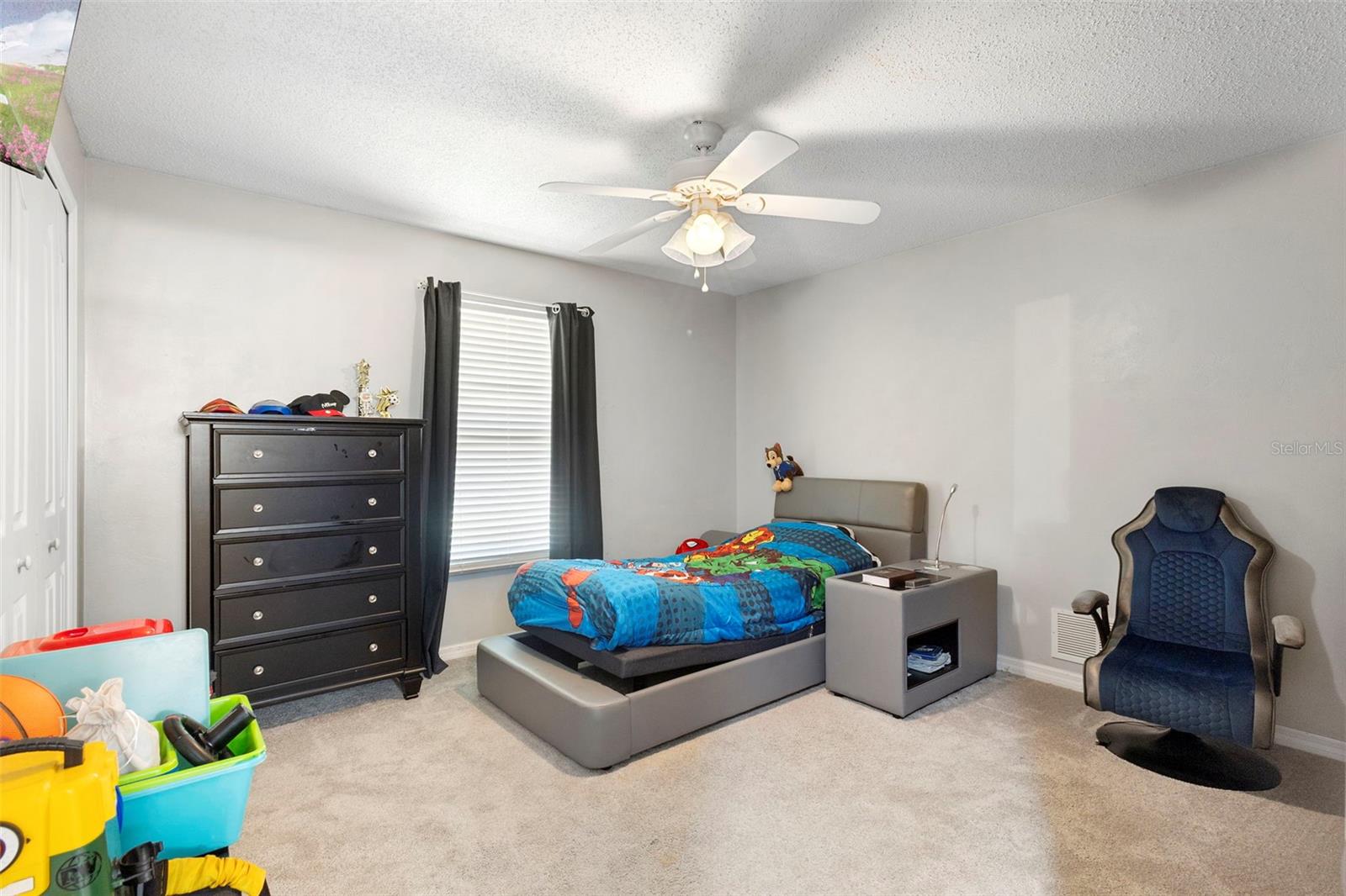 Image 27 of 39 For 317 Oak Fern Circle