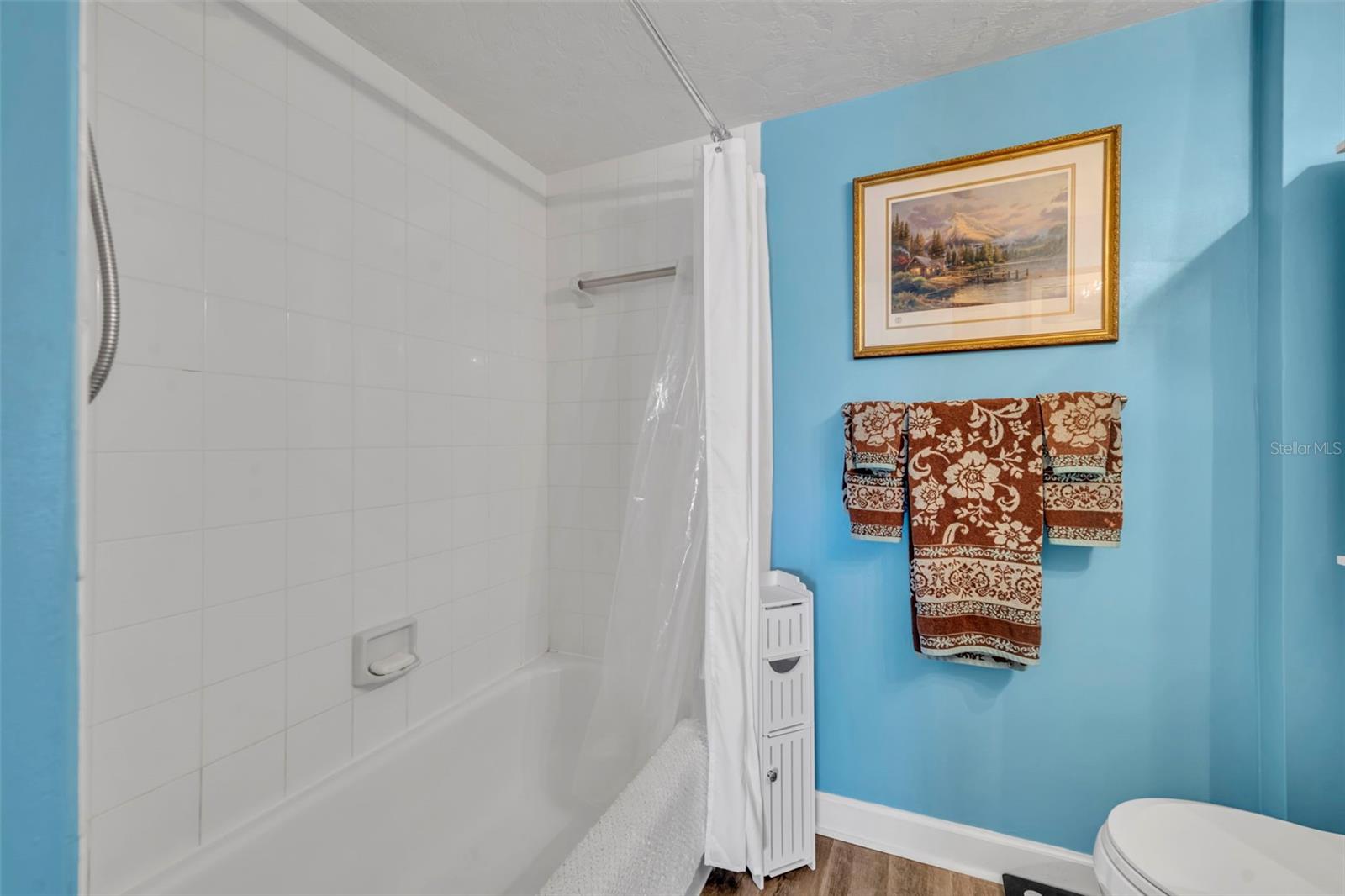 Image 18 of 33 For 2860 Ocean Shore Boulevard 206