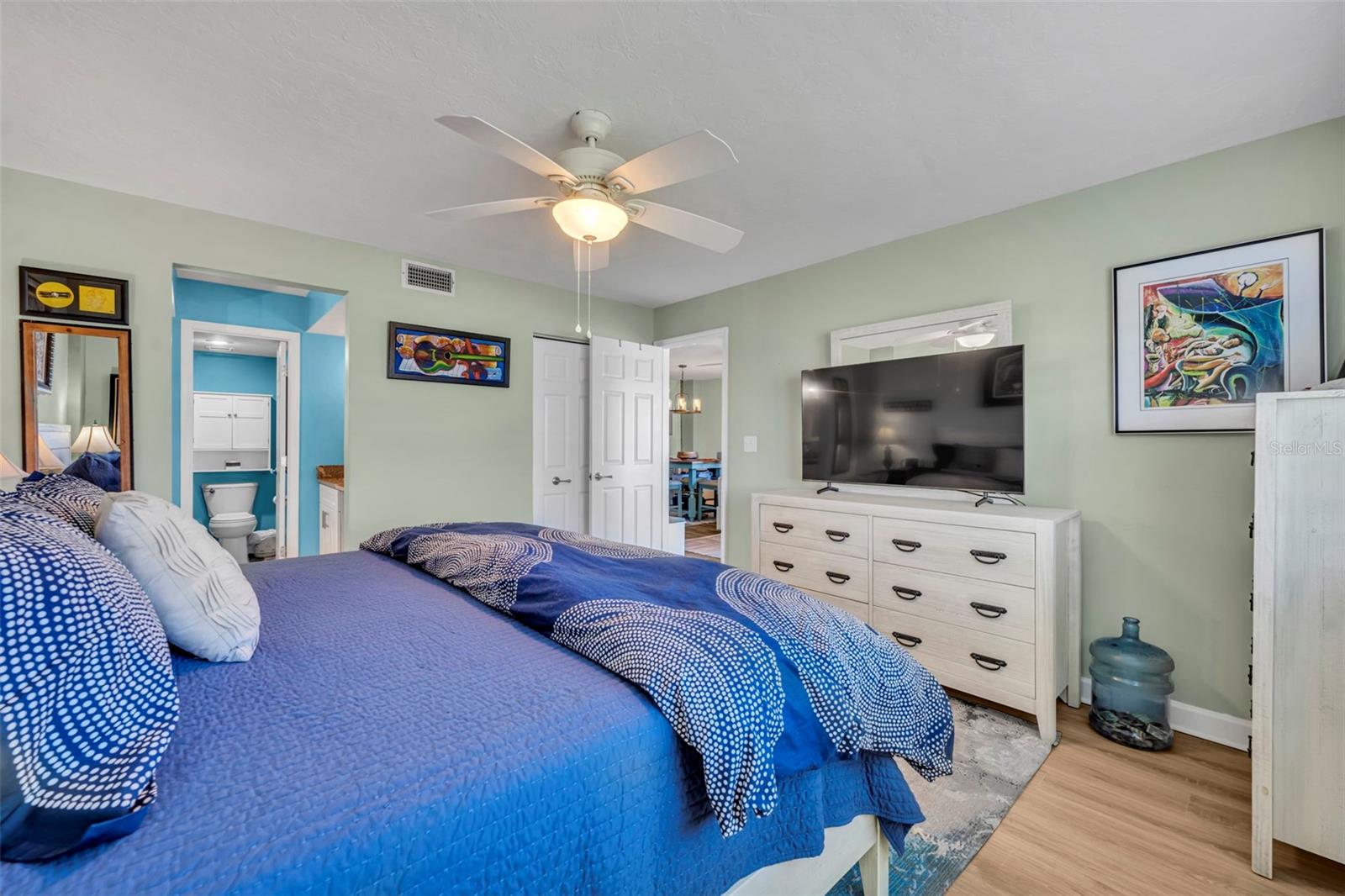 Image 21 of 33 For 2860 Ocean Shore Boulevard 206