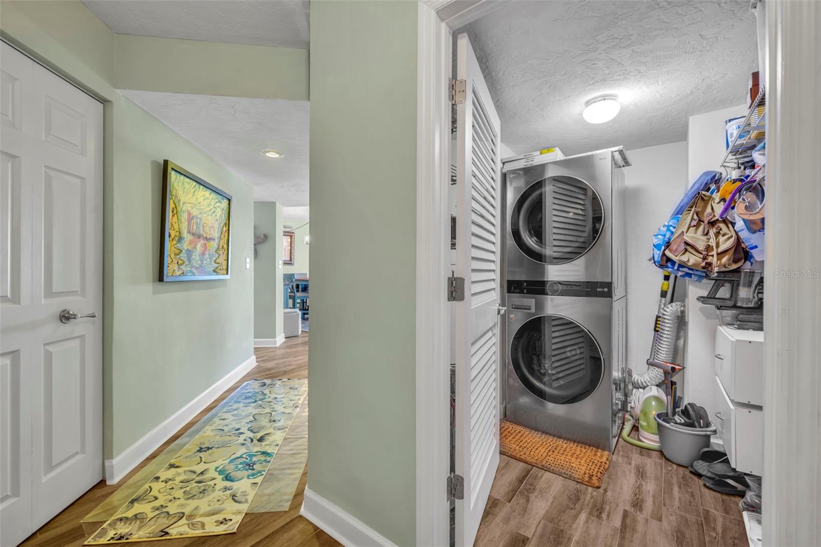 Image 29 of 33 For 2860 Ocean Shore Boulevard 206