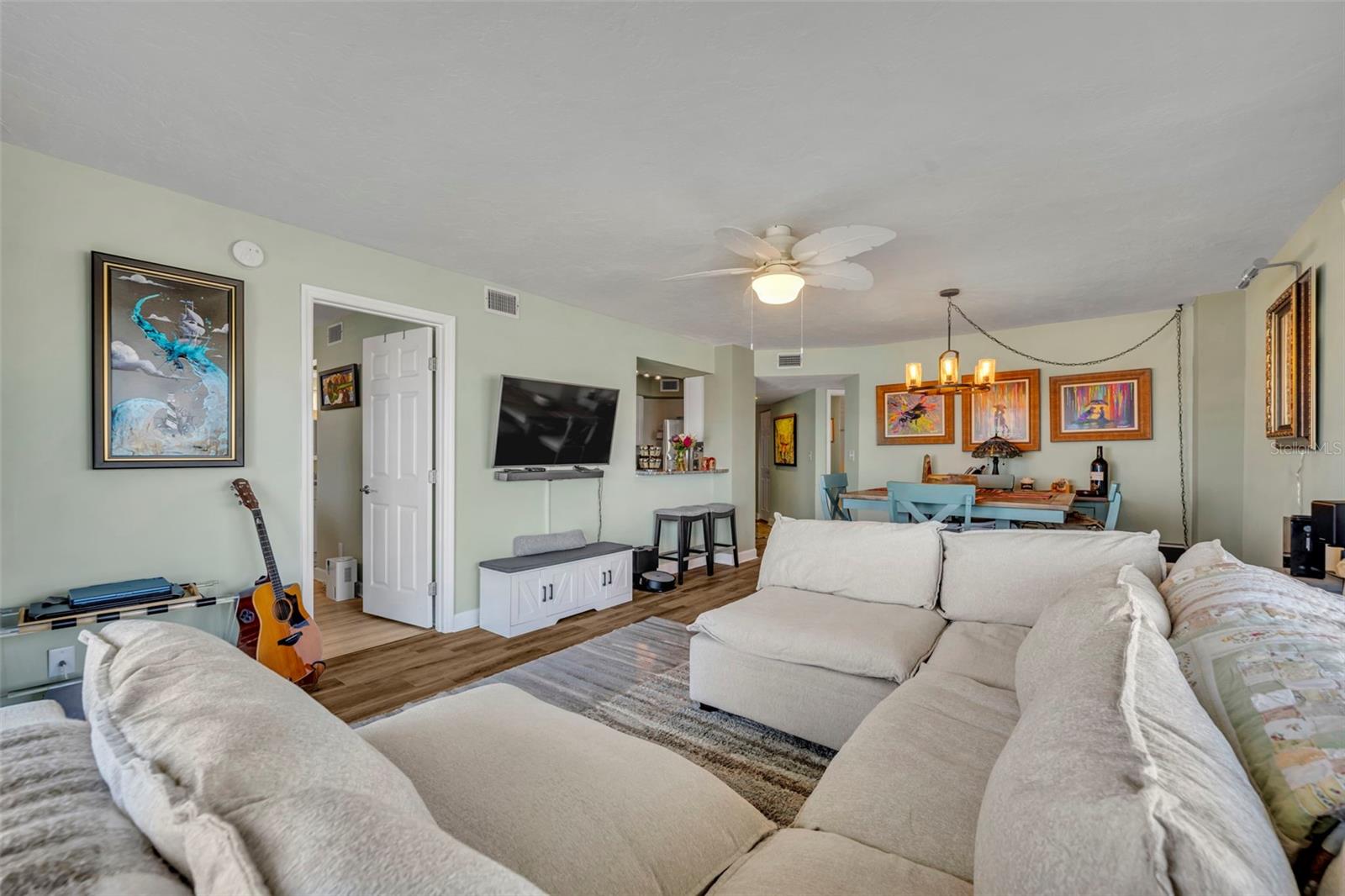 Image 7 of 33 For 2860 Ocean Shore Boulevard 206