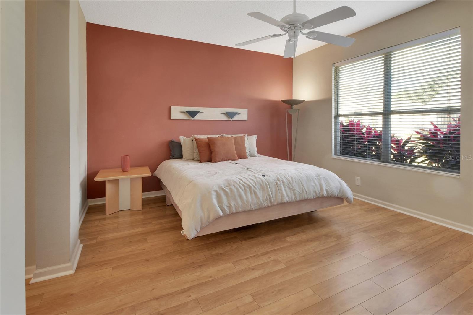 Image 15 of 52 For 114 Aldworth Way