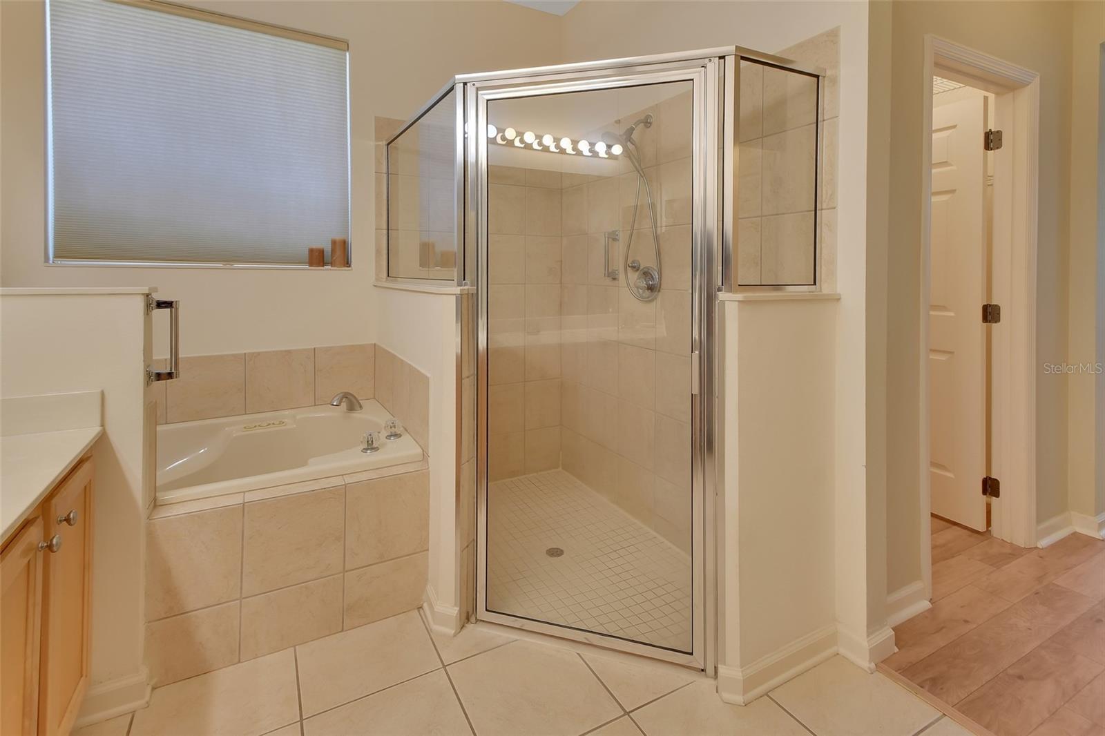 Image 19 of 52 For 114 Aldworth Way