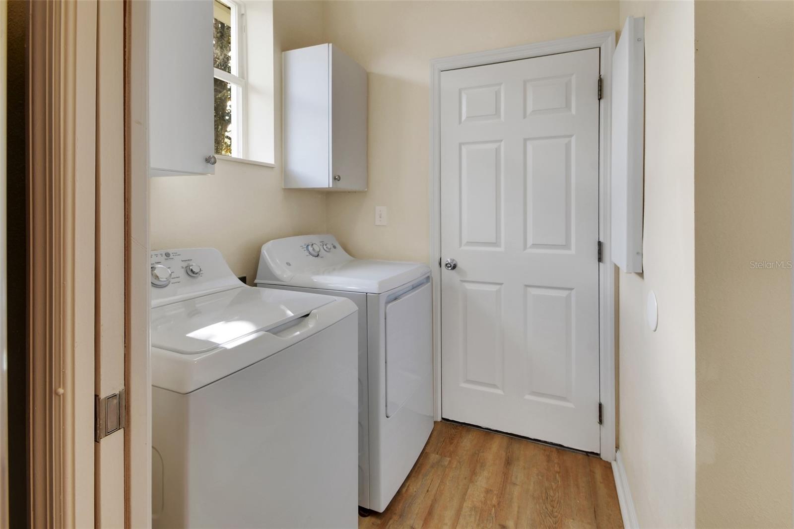 Image 27 of 52 For 114 Aldworth Way