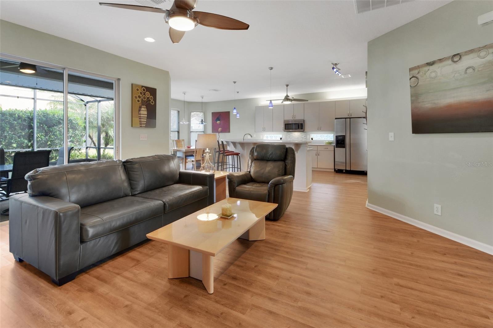 Image 3 of 52 For 114 Aldworth Way