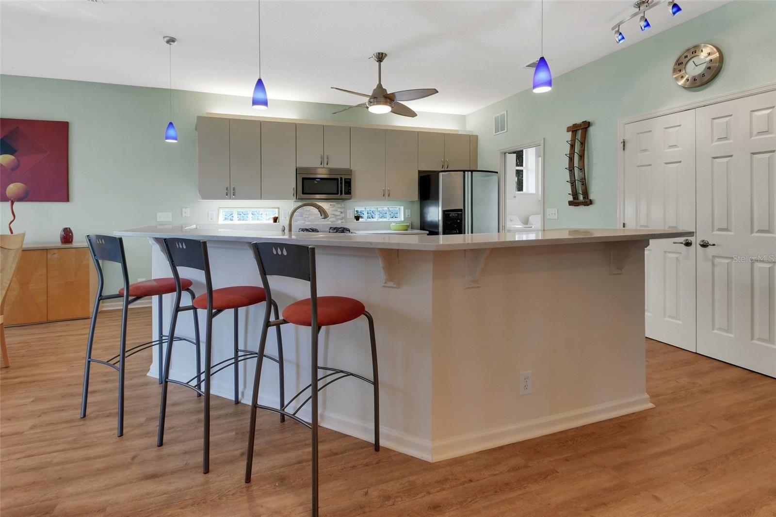 Image 8 of 52 For 114 Aldworth Way