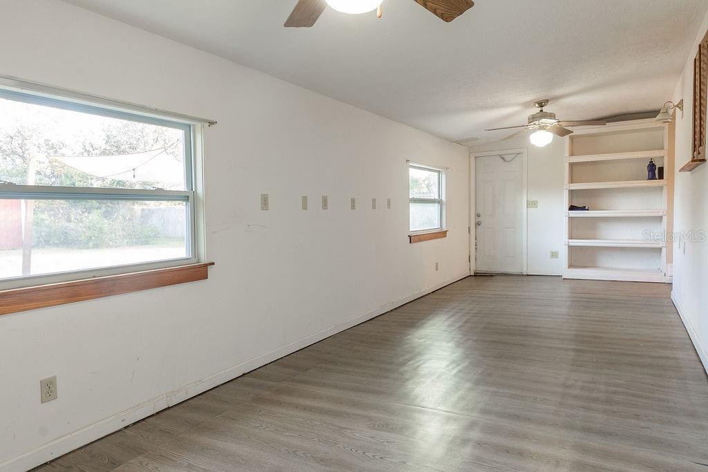 Image 12 of 14 For 1145 8th Avenue