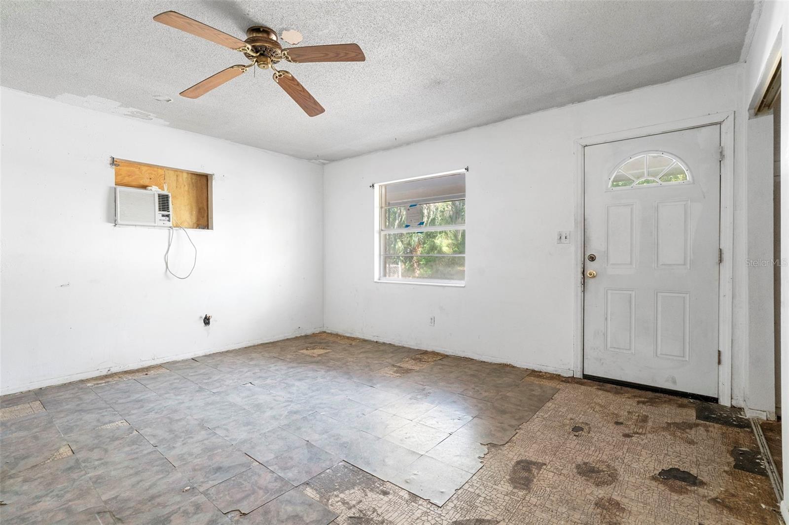 Image 19 of 48 For 298 Nursery Street