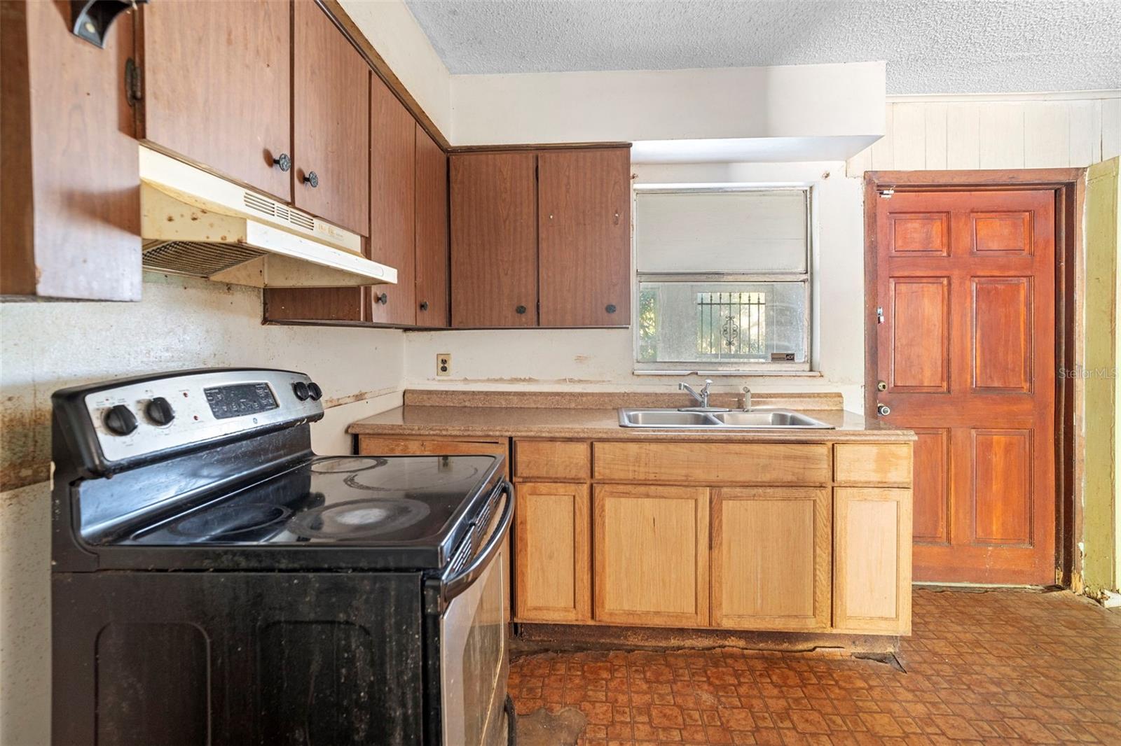 Image 25 of 48 For 298 Nursery Street