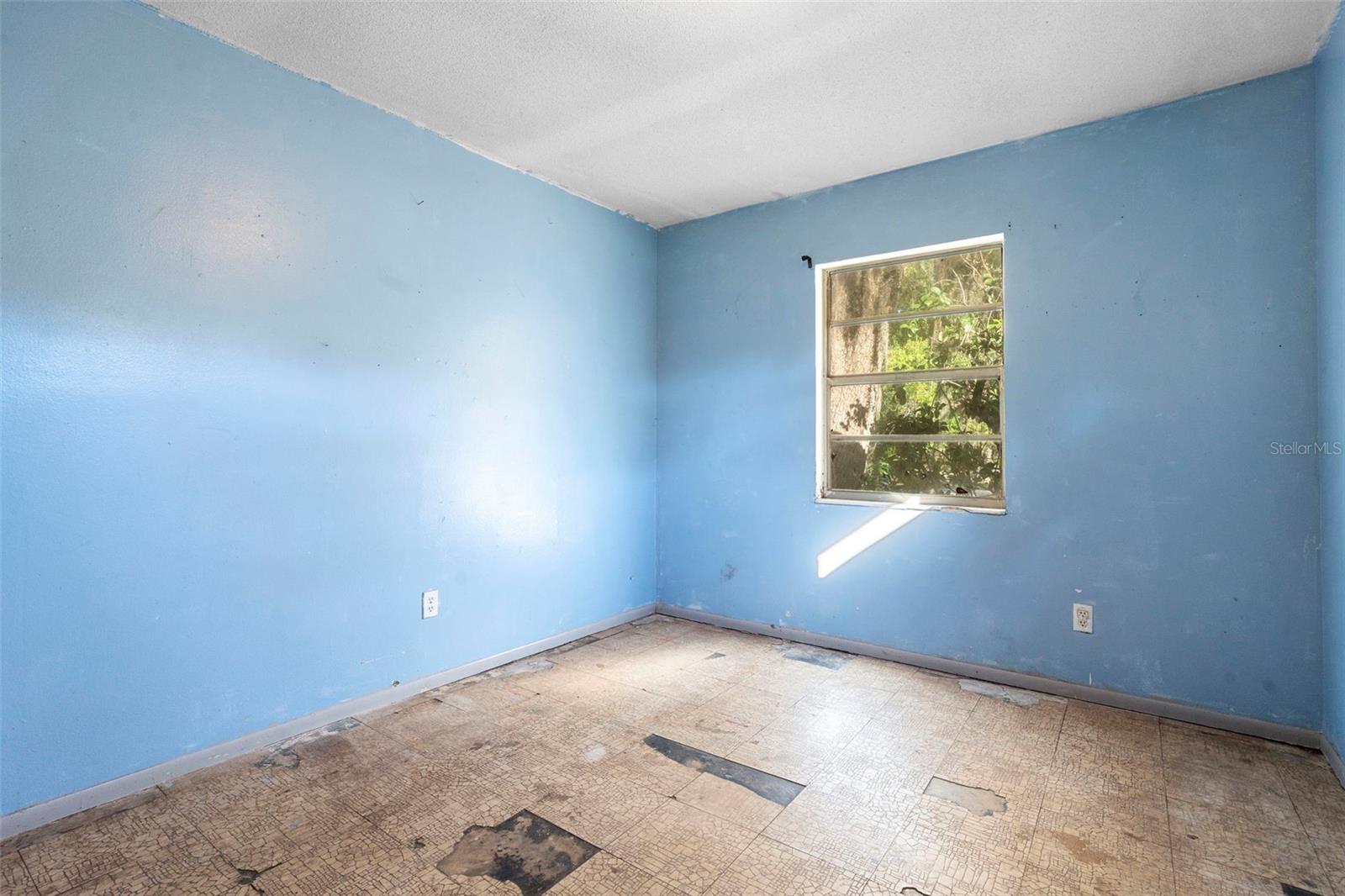 Image 34 of 48 For 298 Nursery Street