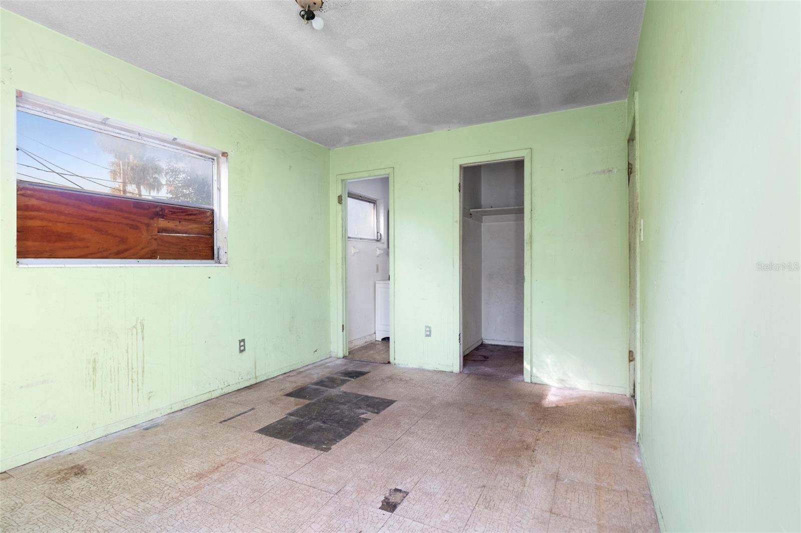 Image 38 of 48 For 298 Nursery Street