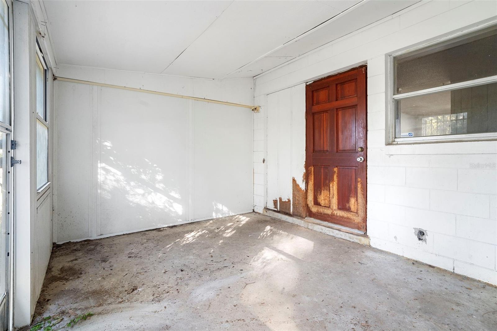 Image 43 of 48 For 298 Nursery Street