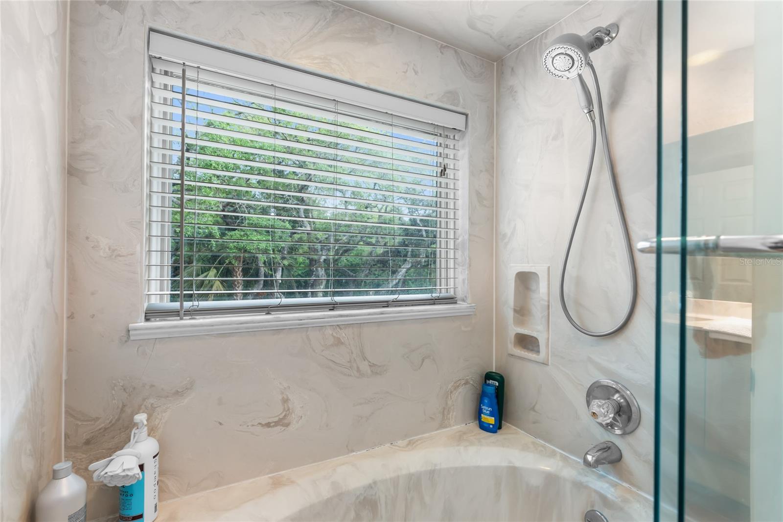 Image 37 of 91 For 120 Beach Street