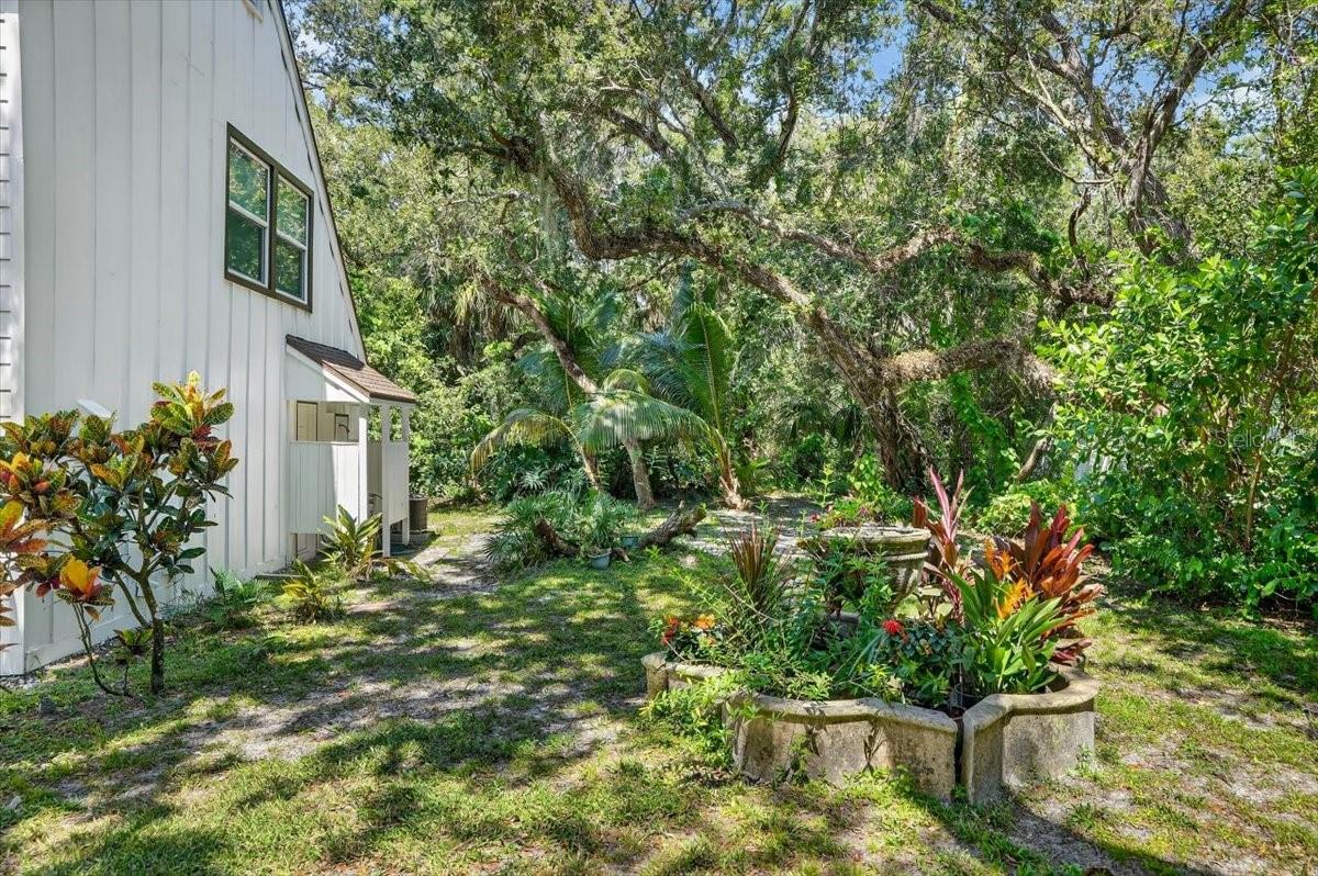 Image 60 of 91 For 120 Beach Street