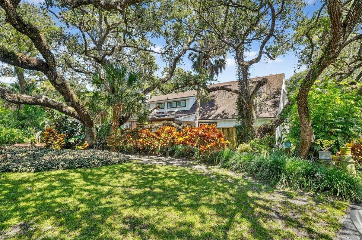 Image 77 of 91 For 120 Beach Street