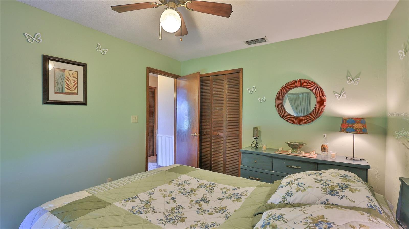 Image 23 of 30 For 104 Nathan Hale Court