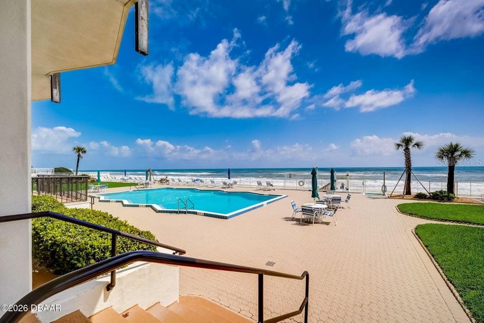 Image 17 of 36 For 2900 Atlantic Avenue 1603