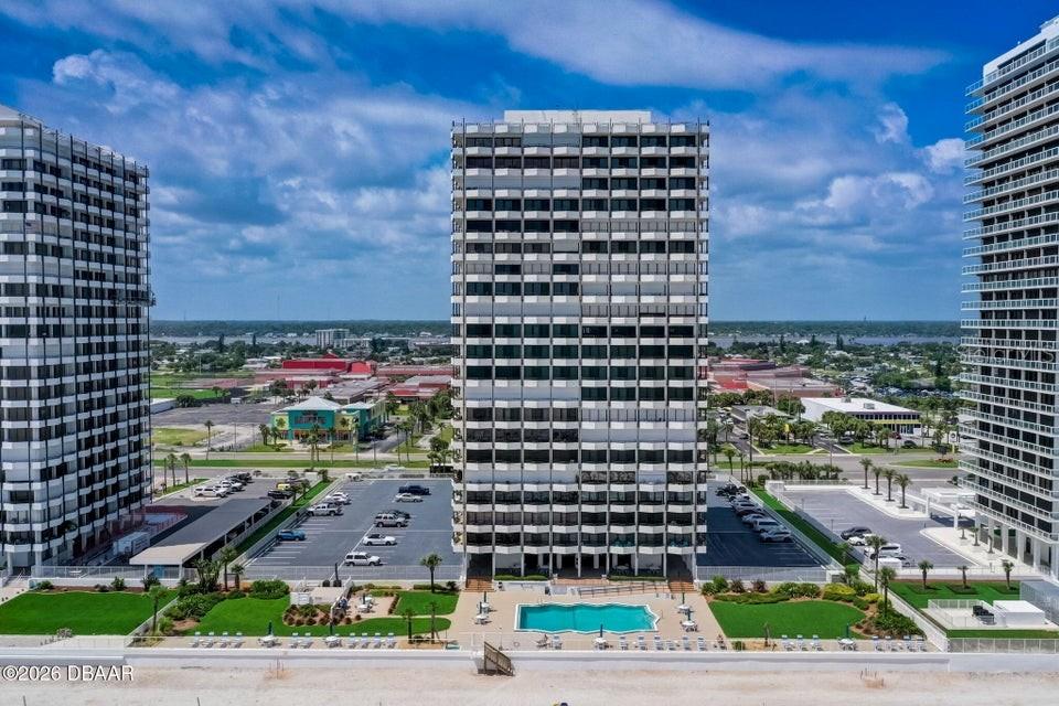 Image 32 of 36 For 2900 Atlantic Avenue 1603