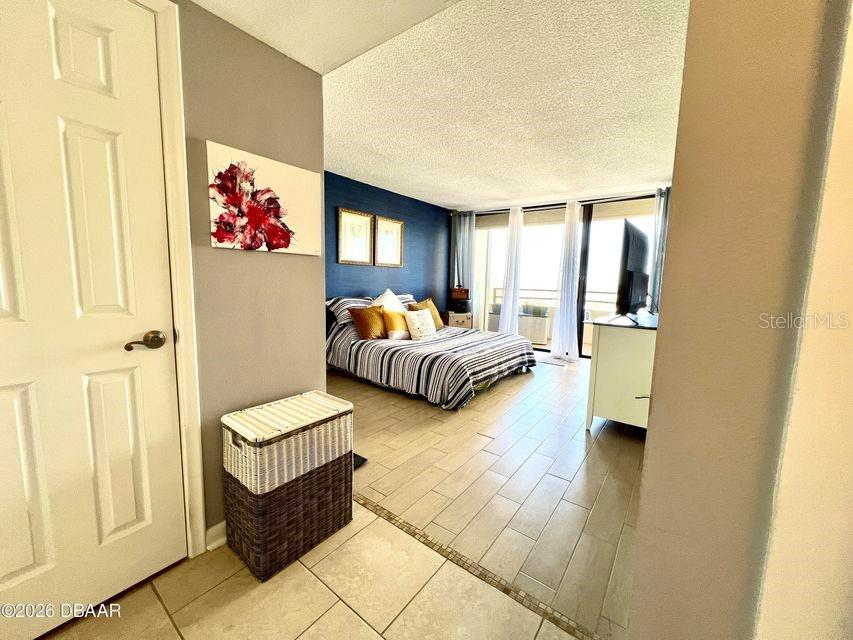 Image 9 of 36 For 2900 Atlantic Avenue 1603