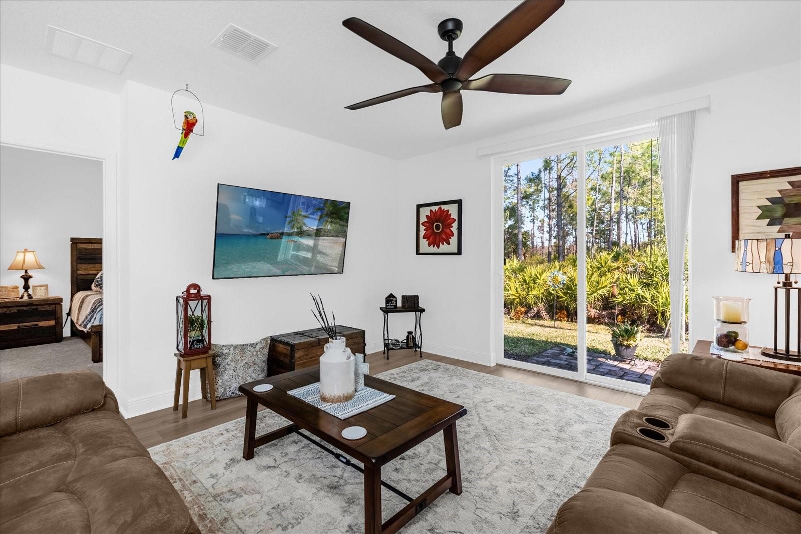 Image 4 of 35 For 140 Lost Ball Drive