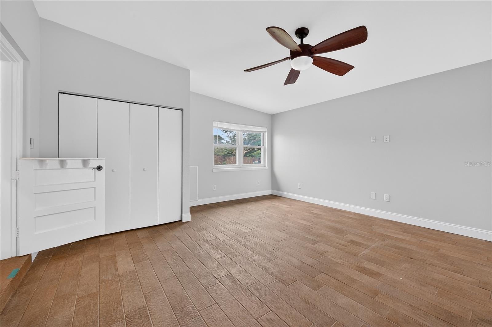 Image 10 of 32 For 2100 Peninsula Drive