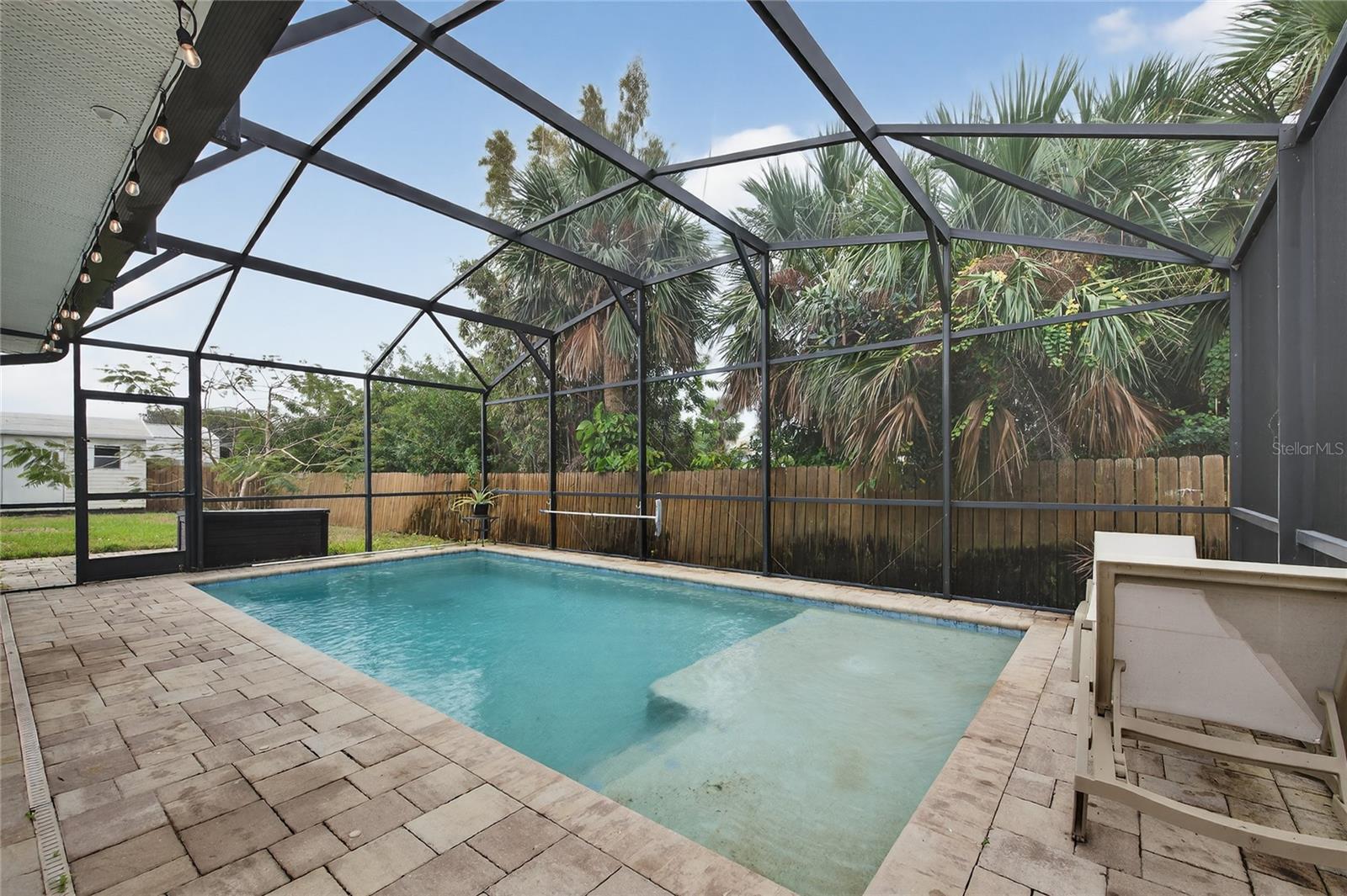 Image 17 of 32 For 2100 Peninsula Drive